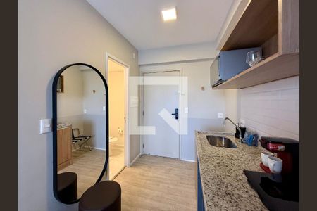 Cozinha  de kitnet/studio à venda com 0 quarto, 22m² em Jardim das Acacias, São Paulo