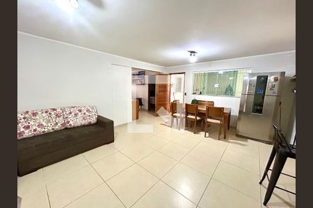 Sala de casa para alugar com 2 quartos, 100m² em Jardim das Nacoes, Guarulhos