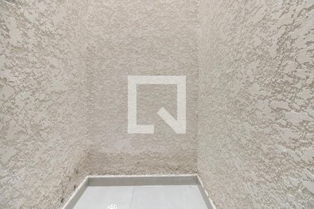 Varanda  de kitnet/studio para alugar com 1 quarto, 28m² em Vila Esperança, São Paulo