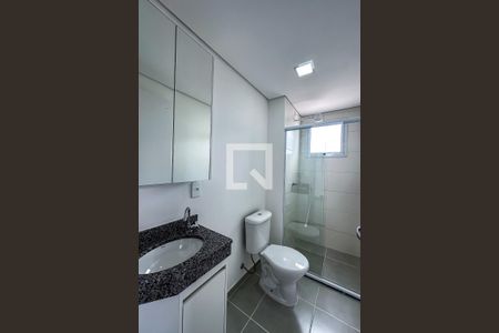 Banheiro de kitnet/studio para alugar com 1 quarto, 26m² em Belenzinho, São Paulo