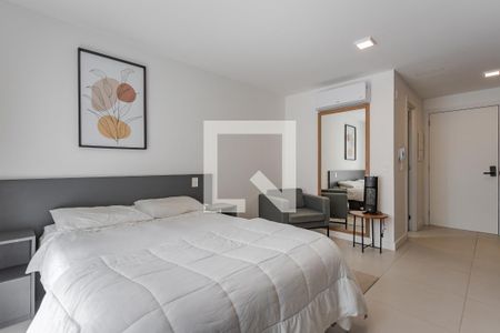 Sala/Quarto de kitnet/studio para alugar com 1 quarto, 30m² em Auxiliadora, Porto Alegre