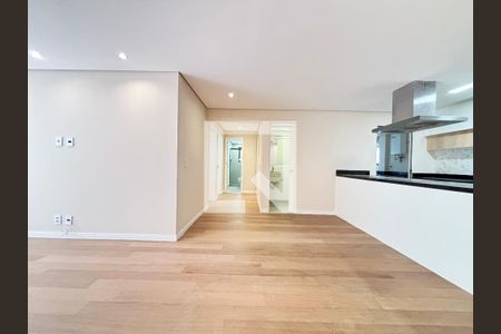 Sala de apartamento à venda com 3 quartos, 94m² em Vila Olímpia, São Paulo