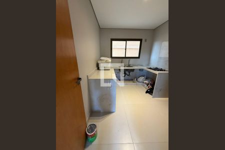Cozinha de apartamento para alugar com 3 quartos, 65m² em Santa Mônica, Uberlândia