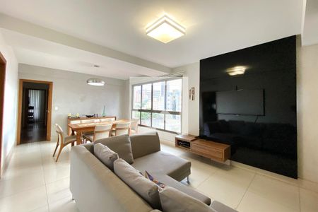 Sala de apartamento à venda com 3 quartos, 240m² em Serra, Belo Horizonte