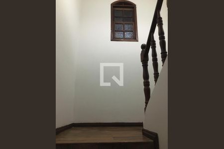 Casa para alugar com 4 quartos, 590m² em Cinquentenario, Belo Horizonte