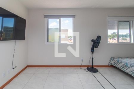 Sala/Quarto de apartamento à venda com 1 quarto, 24m² em Hípica, Porto Alegre