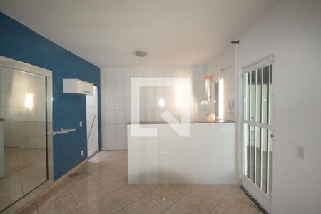 Sala de casa para alugar com 2 quartos, 90m² em Andrade Araujo, Belford Roxo