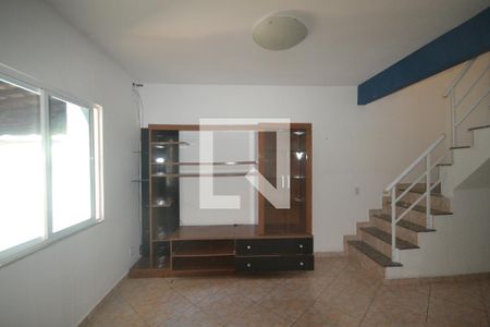 Sala de casa para alugar com 2 quartos, 90m² em Andrade Araujo, Belford Roxo