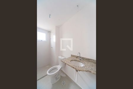 Banheiro  de apartamento à venda com 2 quartos, 48m² em Campestre, Santo André