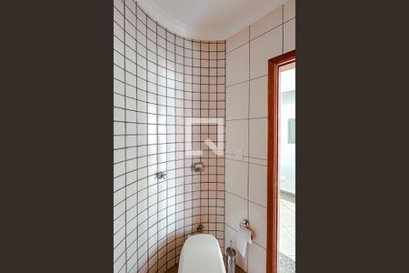 Lavabo de casa para alugar com 3 quartos, 180m² em Penha de França, São Paulo