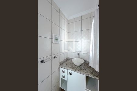 Lavabo de casa para alugar com 3 quartos, 180m² em Penha de França, São Paulo