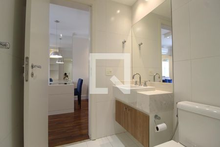 Banheiro de apartamento para alugar com 1 quarto, 48m² em Vila Nova Conceição, São Paulo