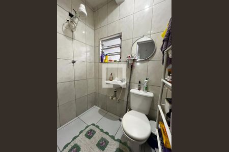 Banheiro de casa para alugar com 1 quarto, 150m² em Vila Ponte Rasa, São Paulo