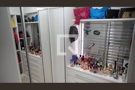 Closet de casa de condomínio para alugar com 2 quartos, 80m² em Cidade Aracília, Guarulhos