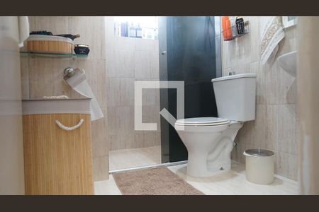 Banheiro de casa de condomínio para alugar com 2 quartos, 80m² em Cidade Aracília, Guarulhos