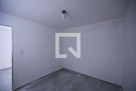 Quarto 1 de casa para alugar com 3 quartos, 48m² em Vila Pereira Cerca, São Paulo