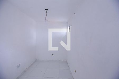 Quarto 2 de casa para alugar com 3 quartos, 48m² em Vila Pereira Cerca, São Paulo