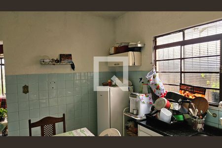 Casa à venda com 3 quartos, 300m² em Jardim Pacaembu, Jundiaí