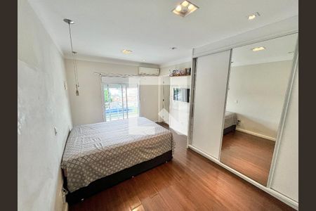 Quarto Suíte de casa à venda com 3 quartos, 247m² em Vila Pita, São Paulo