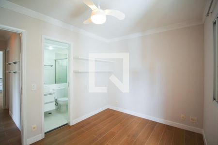 Suíte  de apartamento para alugar com 3 quartos, 94m² em Vila Olímpia, São Paulo