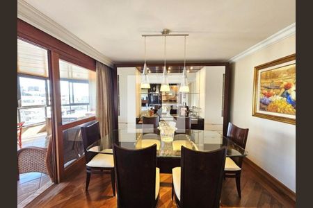 Apartamento para alugar com 4 quartos, 130m² em Auxiliadora, Porto Alegre