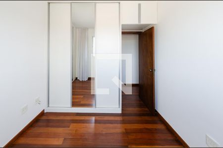 Quarto 1 de apartamento para alugar com 2 quartos, 78m² em Carlos Prates, Belo Horizonte