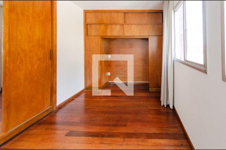 Quarto 2 de apartamento para alugar com 2 quartos, 78m² em Carlos Prates, Belo Horizonte