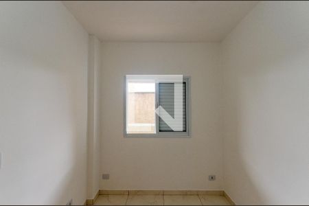 Quarto 1 de apartamento para alugar com 2 quartos, 60m² em Jardim Mangalot, São Paulo