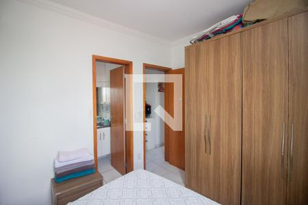 Quarto Suíte de apartamento para alugar com 3 quartos, 71m² em Alvorada, Contagem