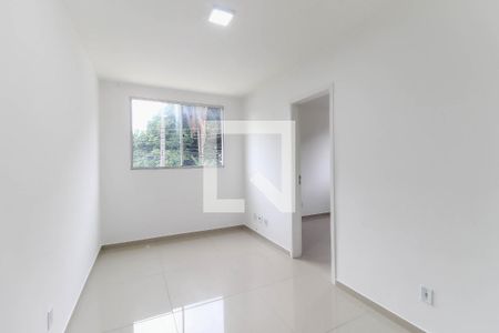 Sala de apartamento para alugar com 2 quartos, 48m² em Vila Chabilandia, São Paulo