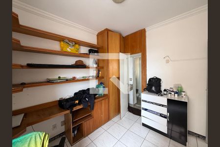 Quarto de apartamento à venda com 3 quartos, 70m² em Carlos Prates, Belo Horizonte