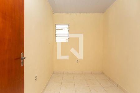 Quarto 2 de casa para alugar com 2 quartos, 62m² em Jardim Helena, São Paulo