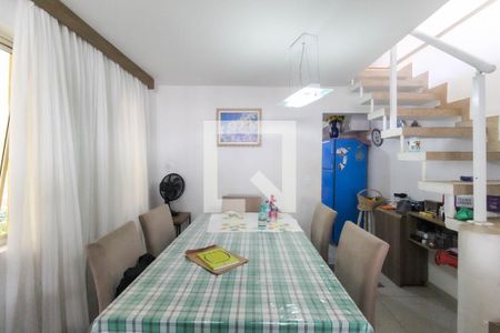 Sala de casa para alugar com 3 quartos, 150m² em Itaquera, São Paulo