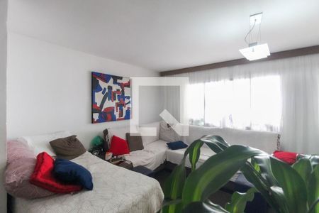Sala de casa para alugar com 3 quartos, 150m² em Itaquera, São Paulo