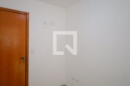 Quarto 1 de casa de condomínio para alugar com 2 quartos, 39m² em Vila Campanela, São Paulo