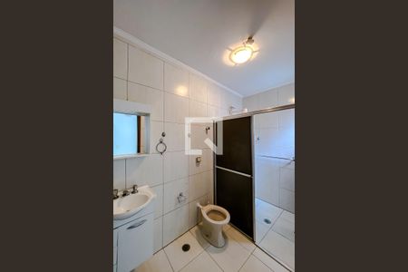 Banheiro da Suíte de casa para alugar com 1 quarto, 35m² em Vila Bertioga, São Paulo