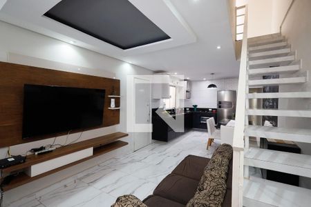 Sala / Cozinha  de casa para alugar com 4 quartos, 250m² em Vila Isolina Mazzei, São Paulo