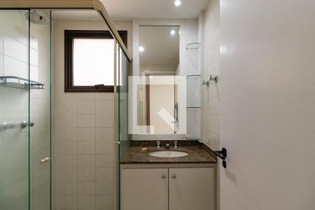 Banheiro de apartamento para alugar com 1 quarto, 42m² em Perdizes, São Paulo