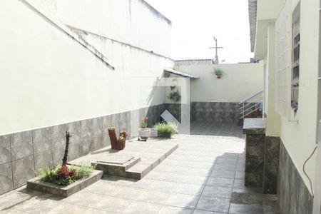 Casa para alugar com 3 quartos, 232m² em Viga, Nova Iguaçu