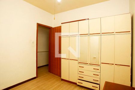 Quarto 1 de apartamento para alugar com 3 quartos, 110m² em Independência, Porto Alegre