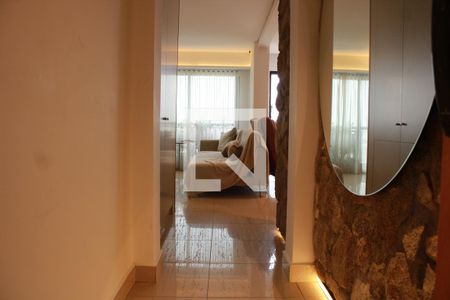 Hall de entrada de apartamento à venda com 4 quartos, 314m² em Ipiranga, São Paulo