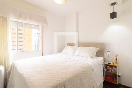 Quarto 1 de apartamento para alugar com 2 quartos, 55m² em Vila Uberabinha, São Paulo