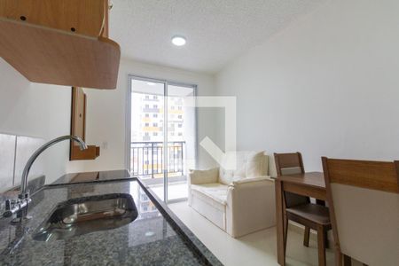 Sala e Cozinha de apartamento à venda com 1 quarto, 28m² em Tatuapé, São Paulo