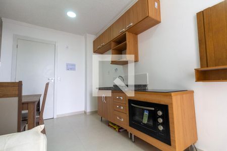 Sala e Cozinha de apartamento à venda com 1 quarto, 28m² em Tatuapé, São Paulo