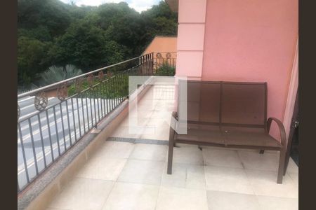 Casa à venda com 5 quartos, 350m² em Lapa, São Paulo