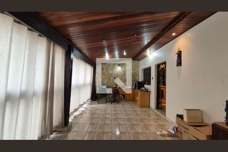 Sala de casa à venda com 5 quartos, 350m² em Vila Alto de Santo Andre, Santo André