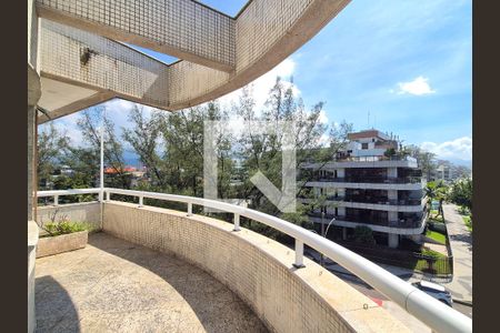 Varanda  de apartamento para alugar com 4 quartos, 380m² em Recreio dos Bandeirantes, Rio de Janeiro