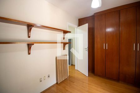 Quarto 1 de casa à venda com 3 quartos, 172m² em Super Quadra Morumbi, São Paulo