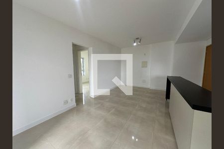 Sala de apartamento para alugar com 2 quartos, 70m² em Melville Empresarial Ii, Barueri