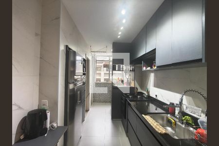 Cozinha de apartamento à venda com 2 quartos, 72m² em Tanque, Rio de Janeiro
